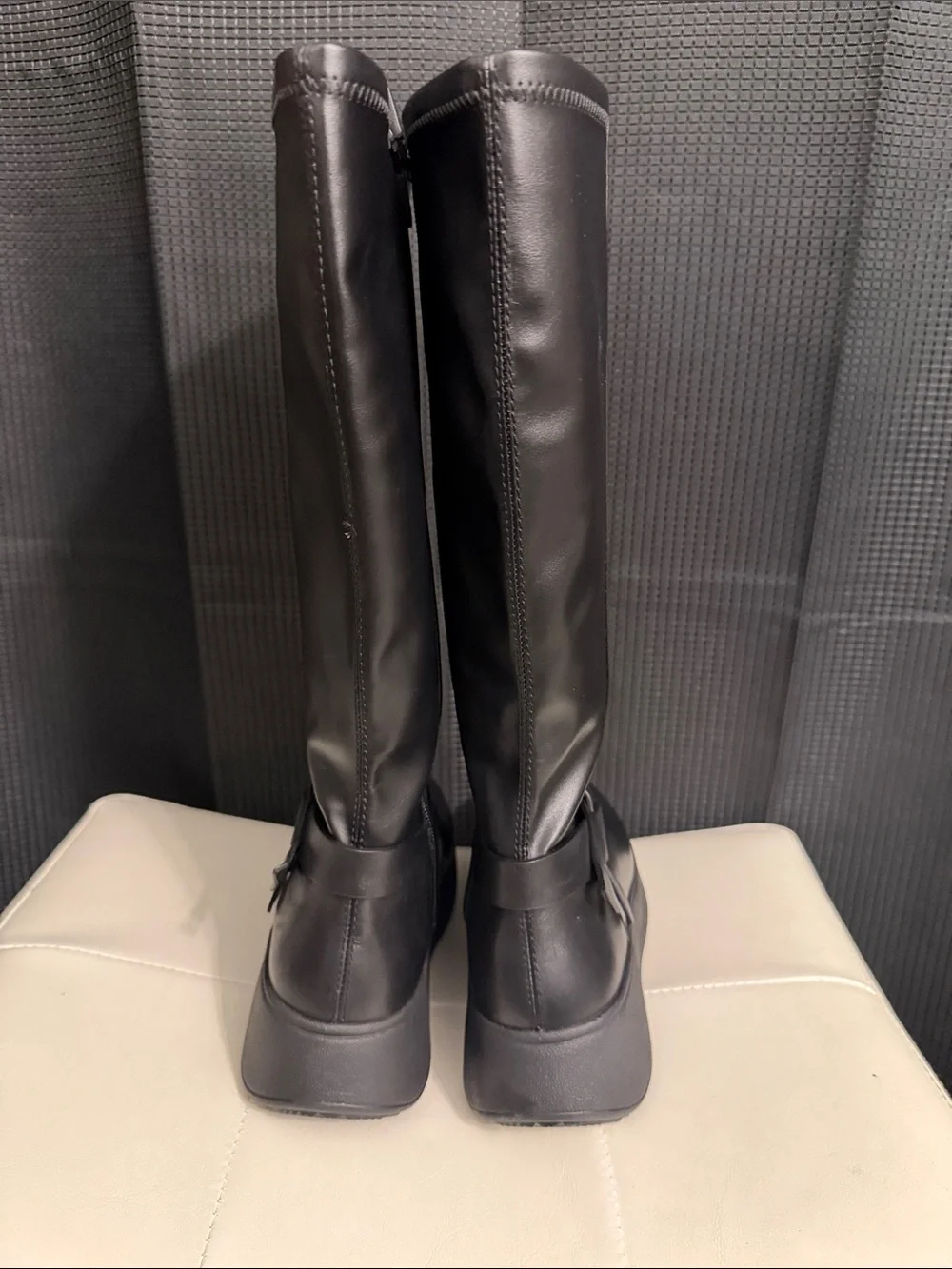 Women’s Fit Flop F-mode Folded Knot Flatform Tall Stretch Boots NWOT Sz 5